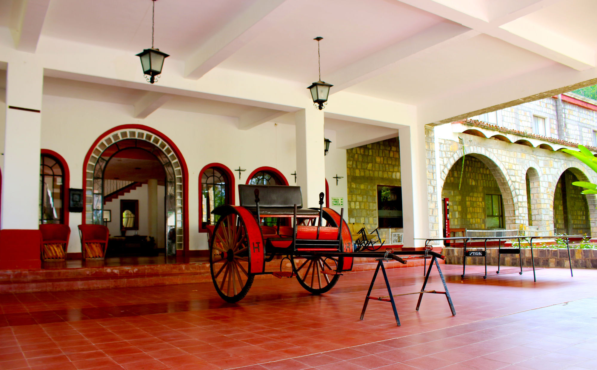 Hotel Spa Taninul Los Puentes Exterior photo